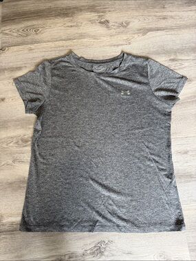 Under Armour Women's Heathered Gray Short Sleeve Tee